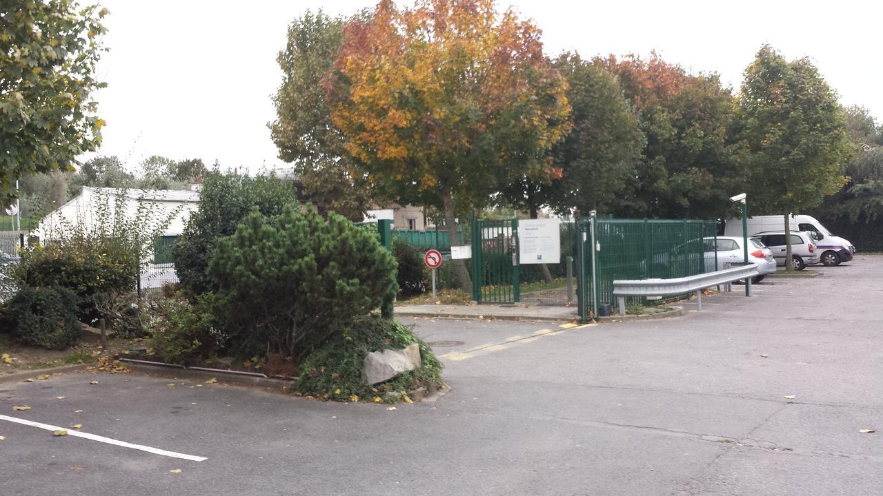 Ibis Budget Stains - Saint Denis - Universite Bilik gambar